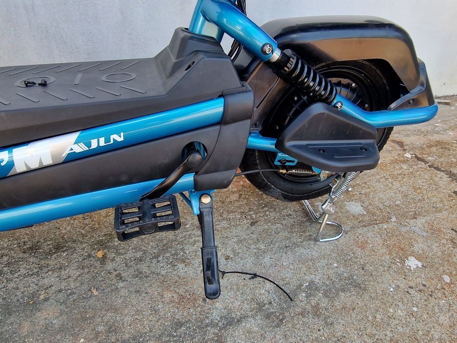 Scuter electric, moped, bicicleta electrica Cod 016Zlectrica 500W 48V