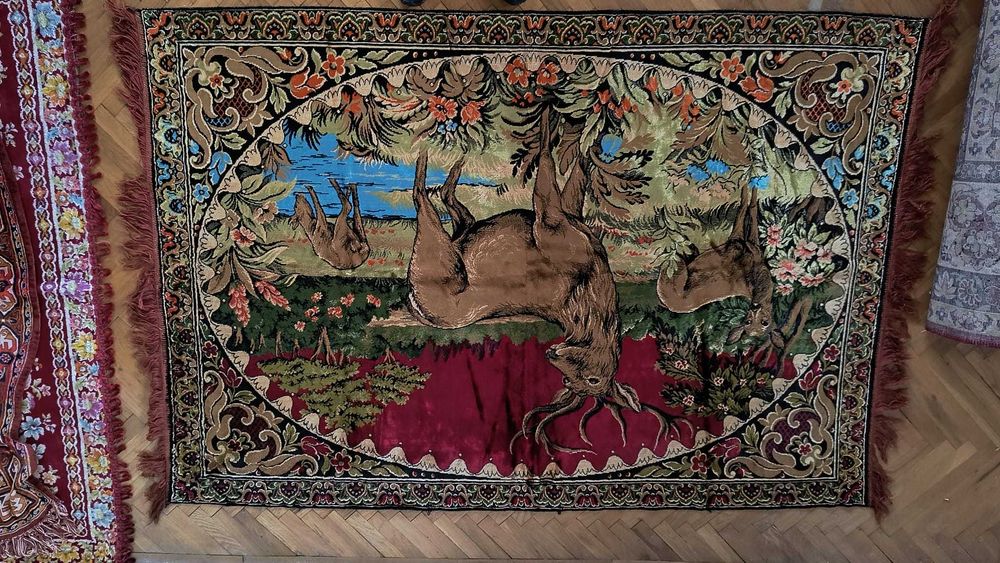 Carpet de perete vechi din anii 70-80, nefolosite