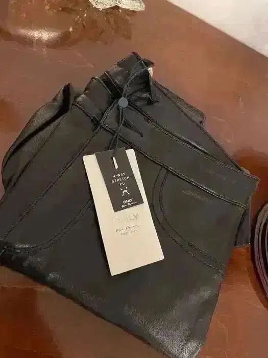 Pantaloni Piele Naturala SS/XS/ Skinny Only elastici