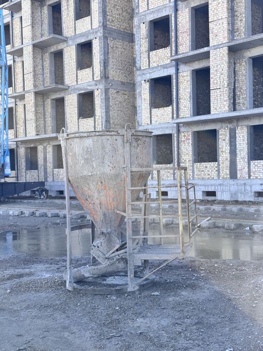 Bashnya krani 60–80 metr atrofida 10–18 tonnagacha f