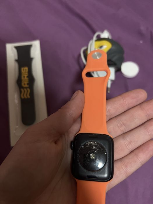 Apple Watch  SE NIKE