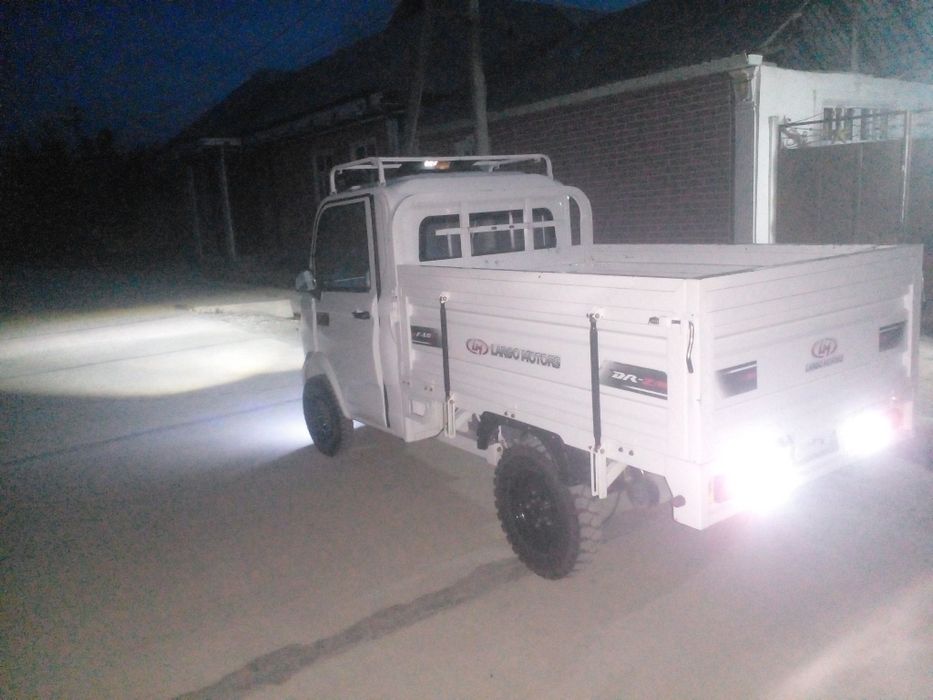 Elektro labo sotiladi 1tonnalik 6ta 76lik akumlatori tezligi 60