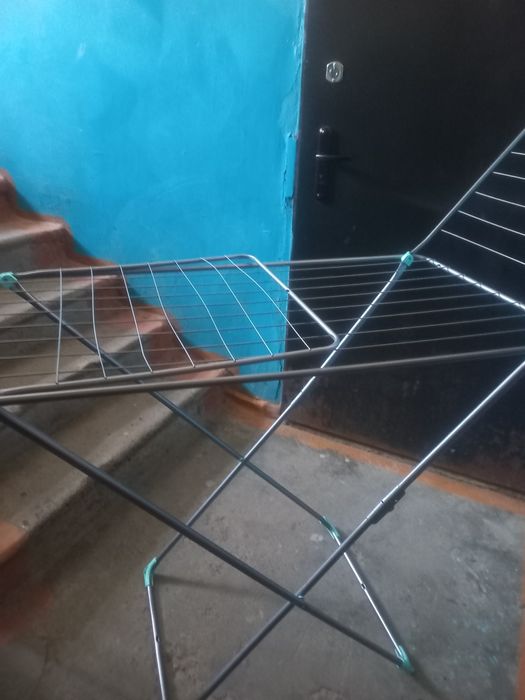 Продам  сушилку для белья,гладильную доску.