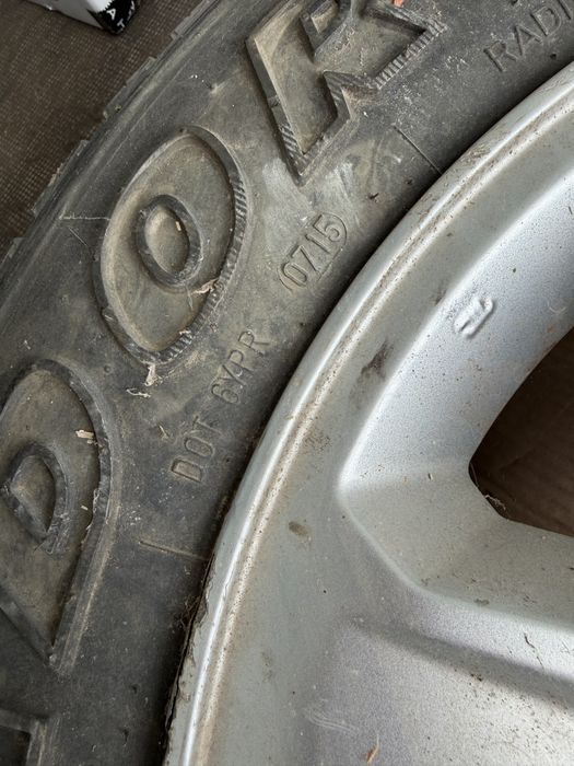 Гуми с джанти 6х139.7