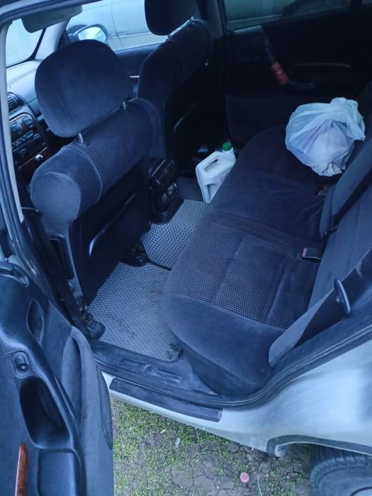 Продам 2 опеля омеги