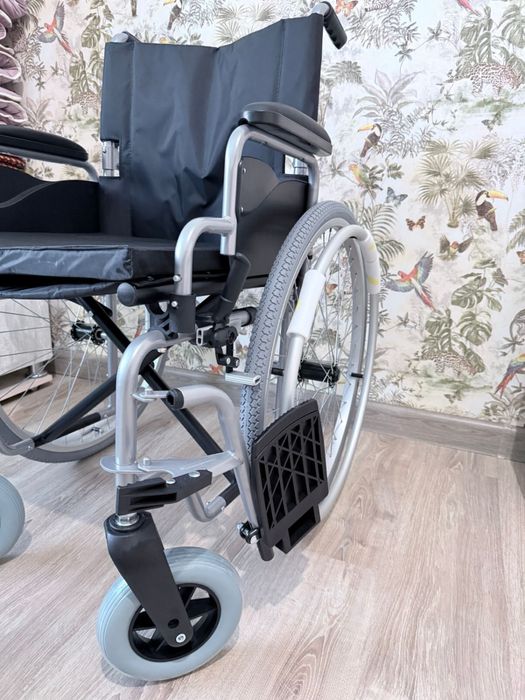 Прогулочная коляска,Тростик палочки