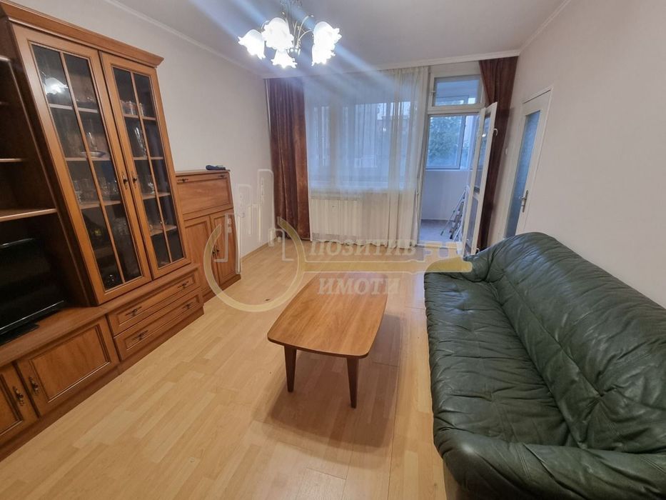 Дава се под наем Тристаен апартамент в София, Слатина - 122 кв.м за 818 € - Снимка #3