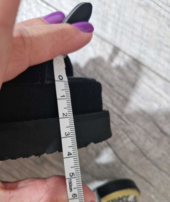 Sandale Essteffa nr. 33