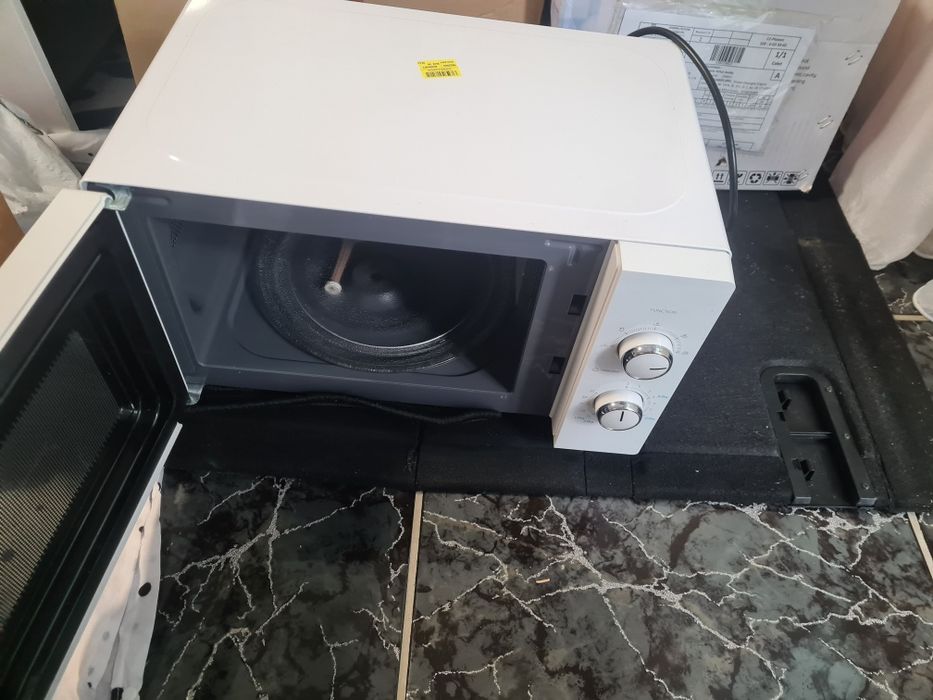 OFERTĂ - Cuptor cu Microunde Toshiba