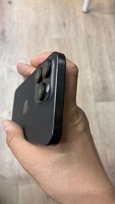 Iphone 15 pro max 256 гб идеал