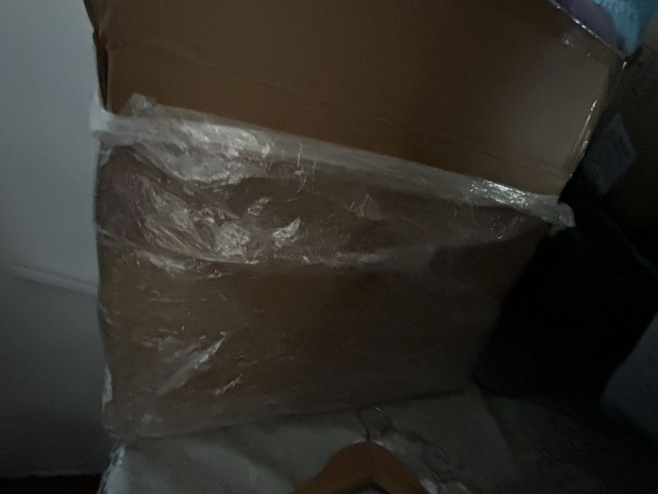 Продам новые 2 стульчика