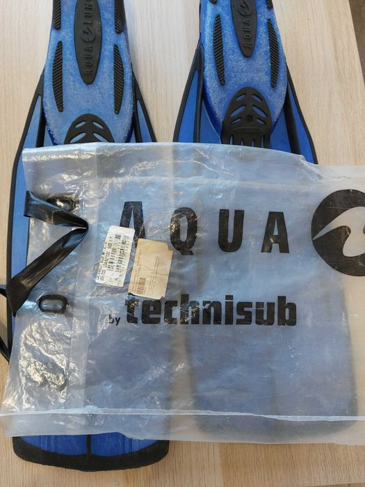Плавници Aqualung Blue Met 40/41-40.00 и комплект очила и шнорхел20.00