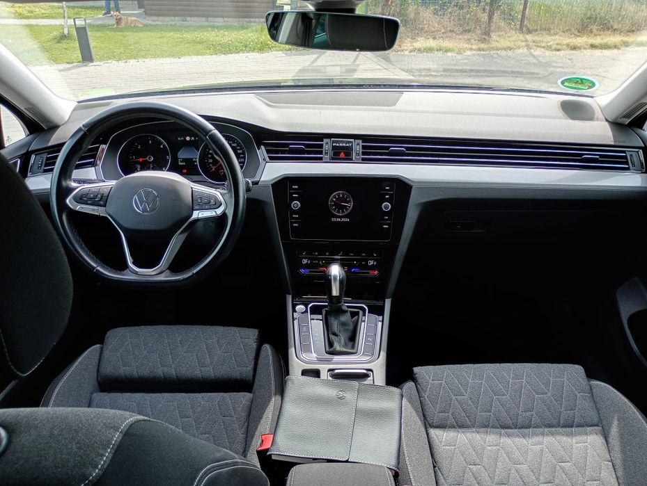 VOLKSWAGEN Passat 2023 — imagine 5