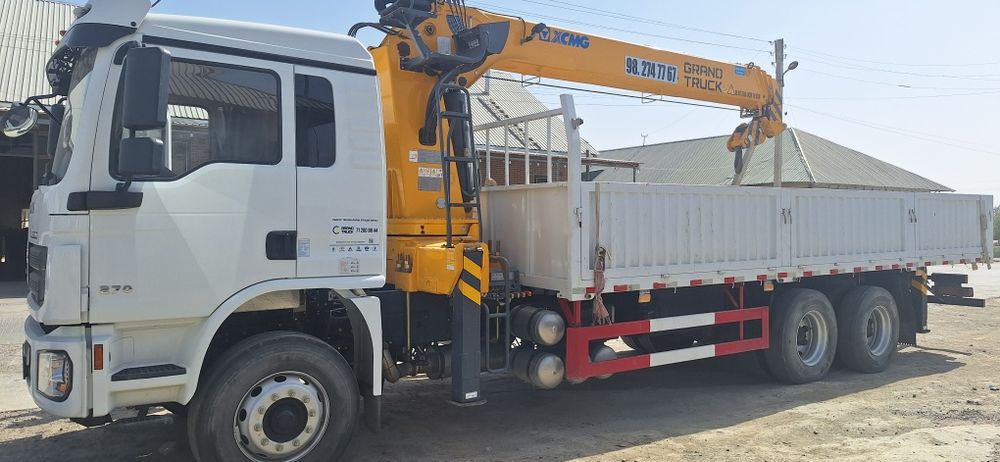 Manipulyator sotiladi 12 tonnalik