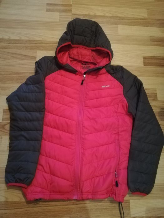 Дамско спортно яке