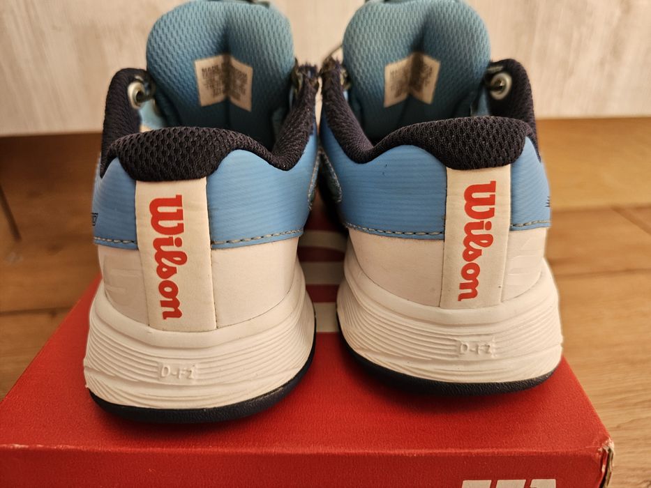 Детски тенис обувки Wilson Rush pro 28