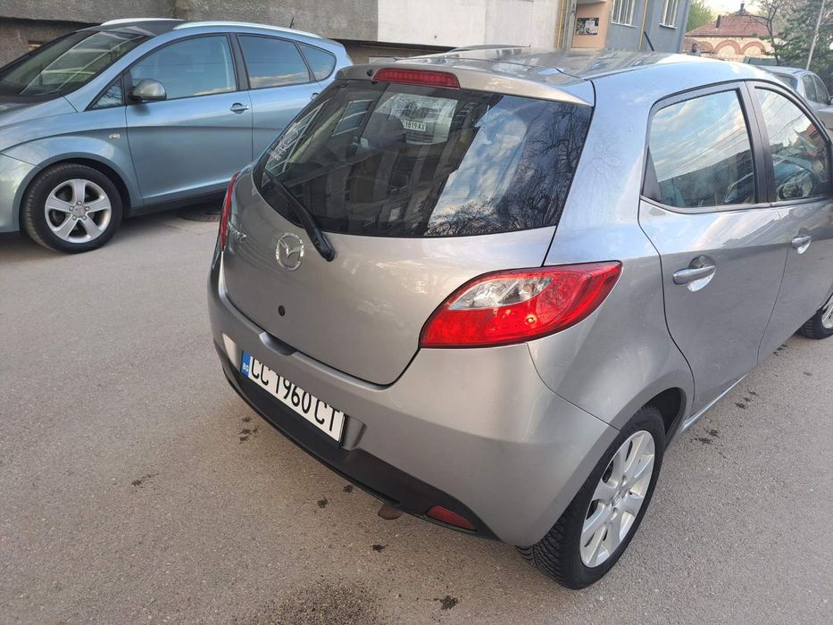 Мазда 2 / Mazda 2