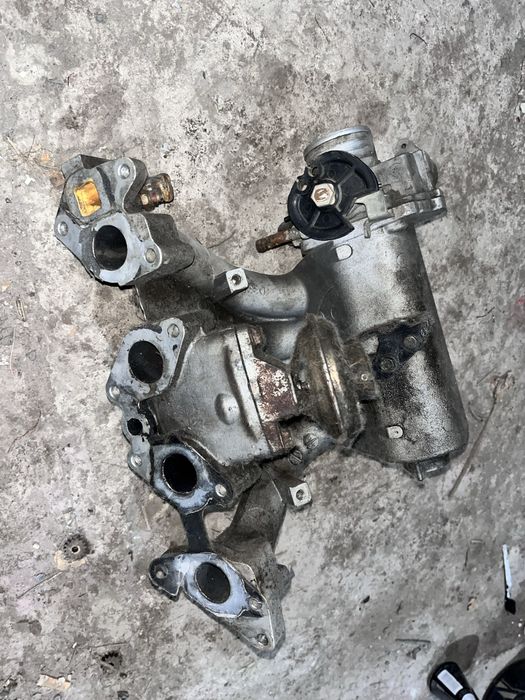 Впускной колектор