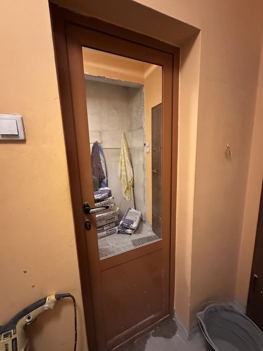 Интериори алиминиеви врати