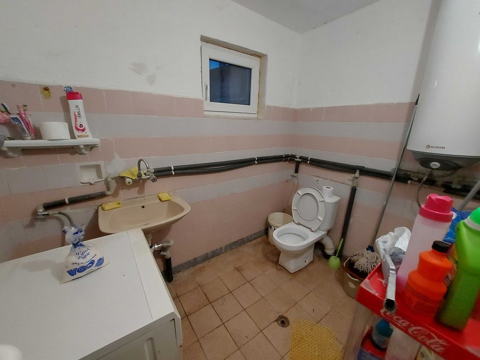 Продава се Къща в Радомир - 93 кв.м за 686 €/кв.м - Снимка #6