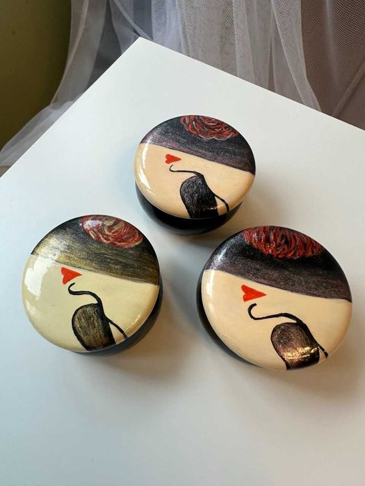 Дървена кутия за бижута