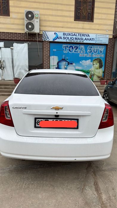 Lasetti/jentra chevrolet