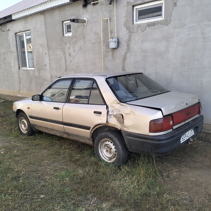 Продам Мазду 323