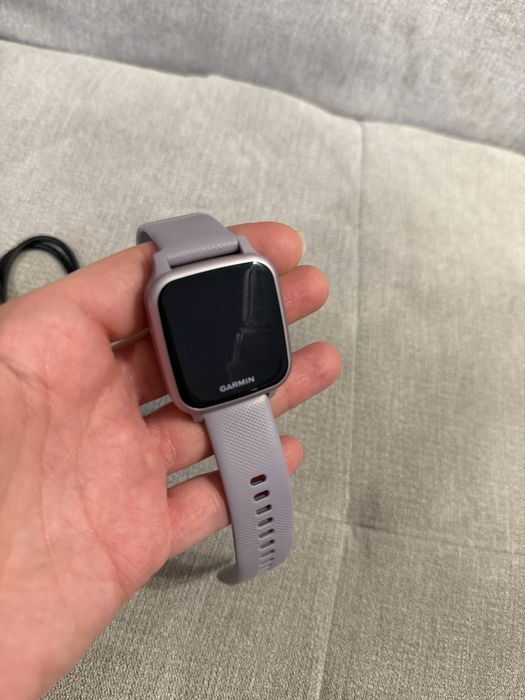 Смарт часовник Garmin Venu sq лилав