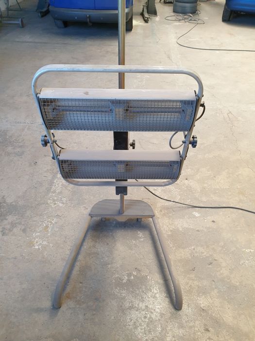 Lampa infrarosu                        .