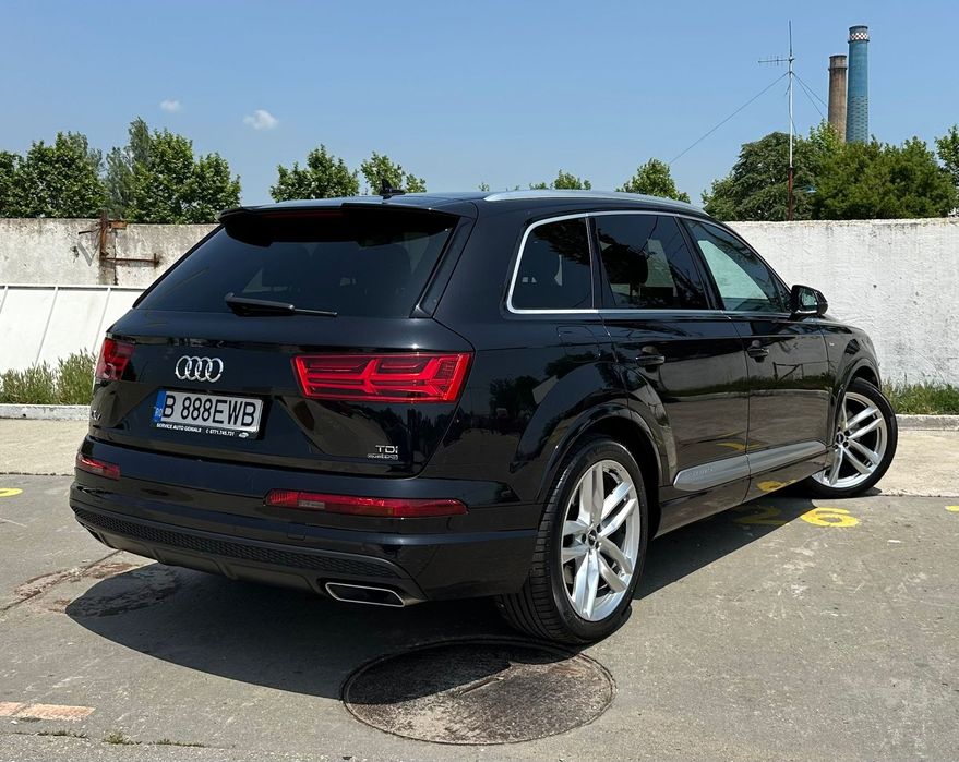 Audi Q7 S-line 7 locuri