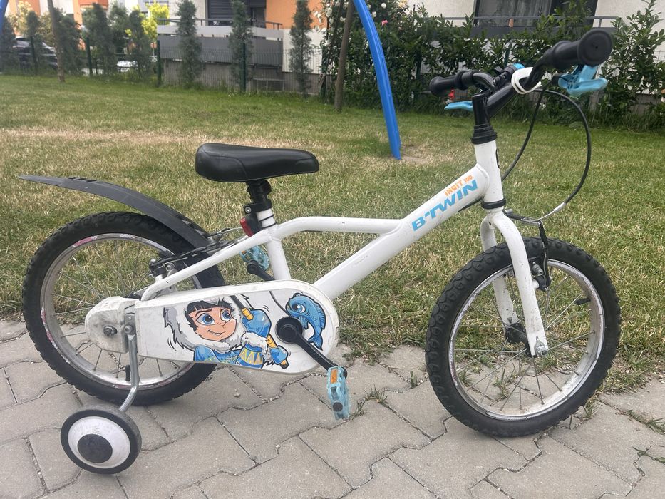 Vand bicicleta utilizata 3-5 ani in stare foarte buna !
