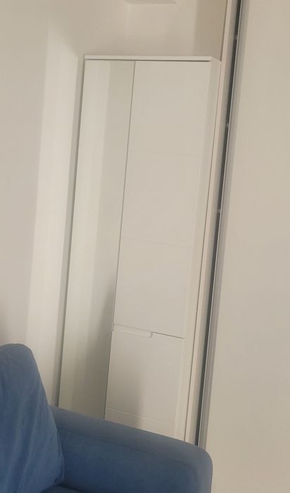 Dulap alb cu oglinda, producție poloneză