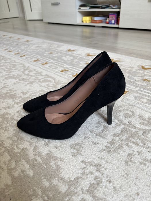 Туфли черные замшевые