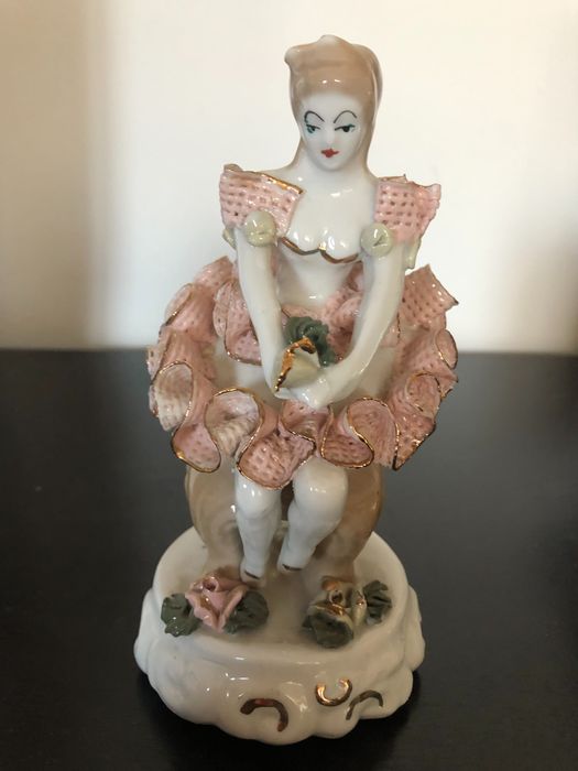 Cuplu de 2 bibelouri din portelan fin