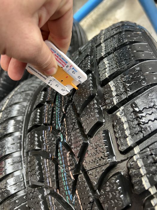 ЧИСТО НОВИ джанти AUDI с НОВИ ЗИМНИ гуми Dunlop 225/55/17 .