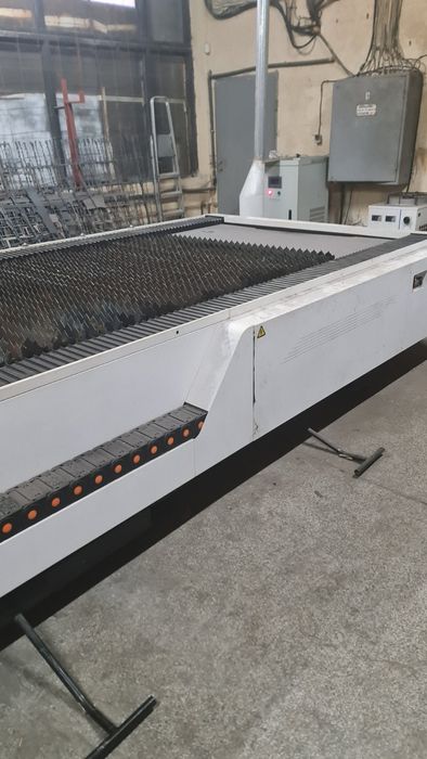 Продавам машина за лазерно рязане