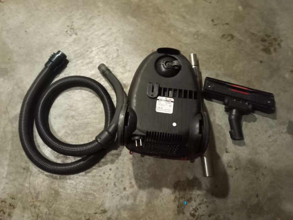 прахосмукачка  daewoo -70лв