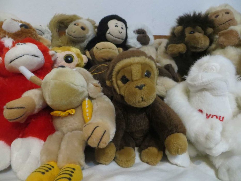 Плюшени маймунки