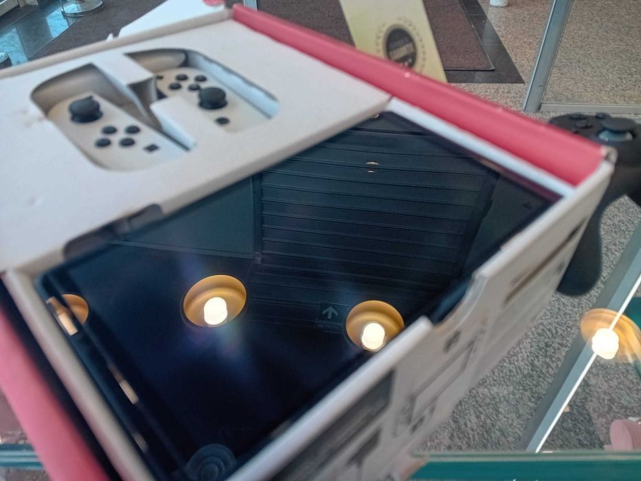 NIntendo Switch Oled + controller (Iulius Mall)(B-325) Garantie 2 ani!