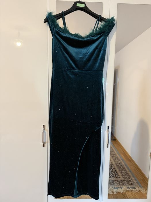 Vand rochie noua fara etichieta