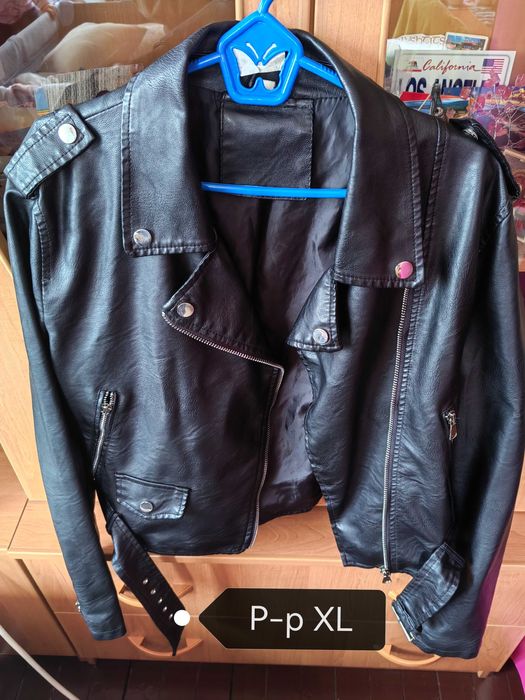 Дамско кожено Яке