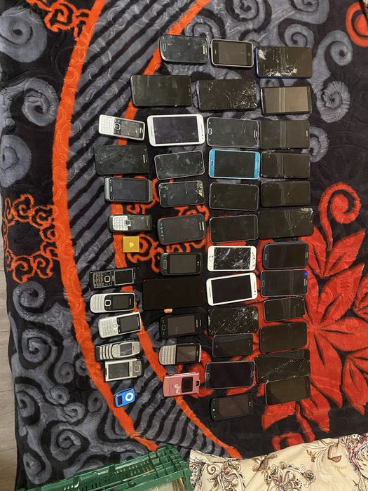 lot telefoane diverse