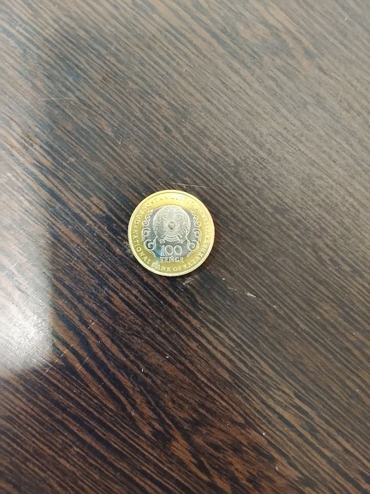 Продам монету юбилейную 100тенге