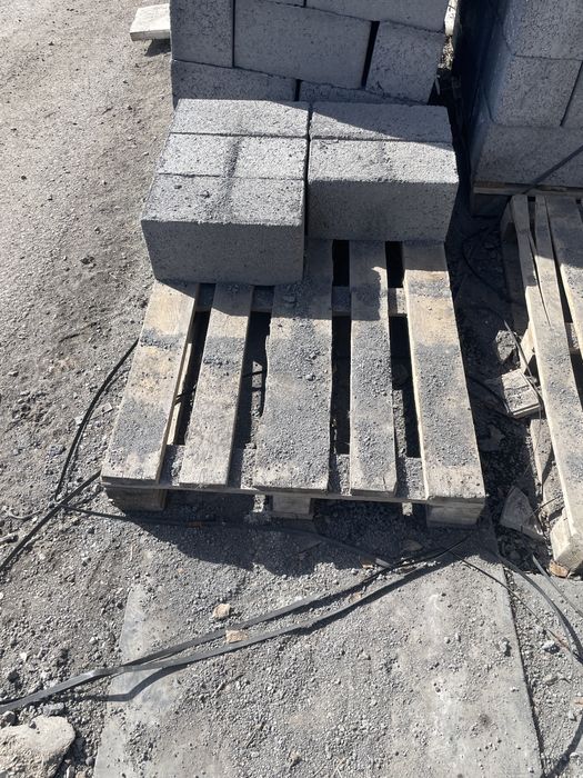 Продам полеты для плит кирпечей