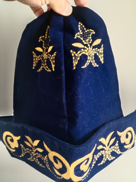 Продам чапан новый