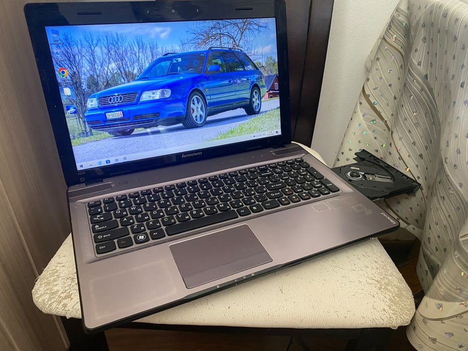 Lenovo Ideapad intel core i7-2670QM/Nvidia GeForce