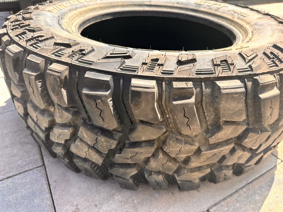 Vand cauciucuri off road  noi 265/70/R17