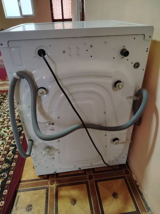 Стиральная машина автомат.