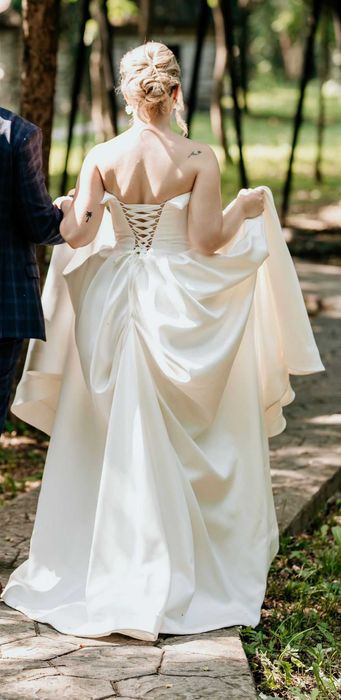 Rochie de mireasă – mărime S-M, ușor ajustabilă