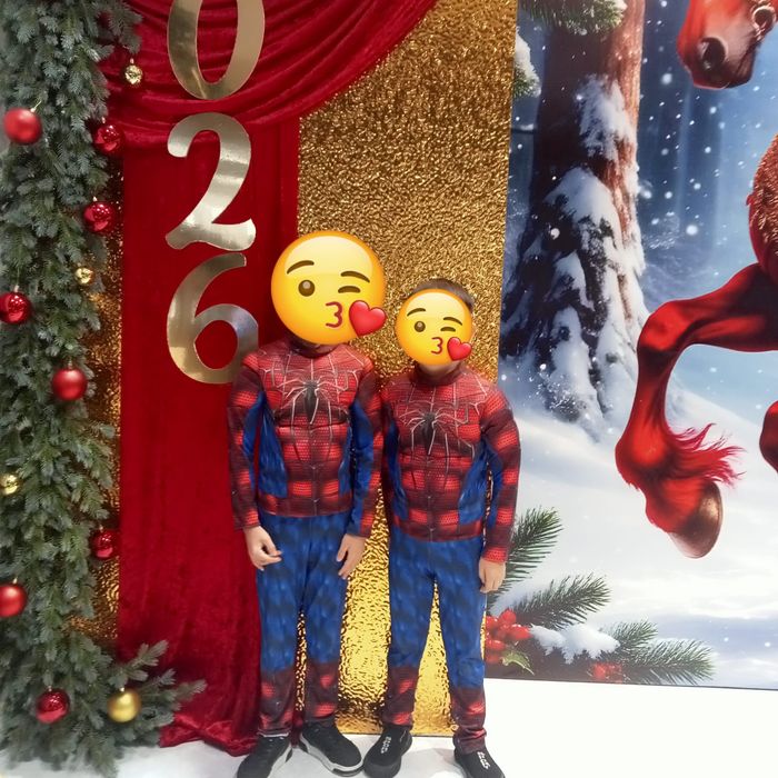 Продам новогодний костюм